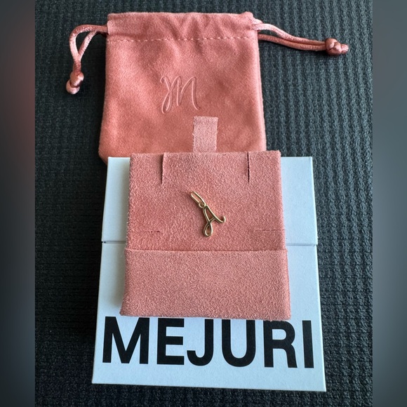 Mejuri Jewelry - MEJURI 14k cursive letter A charm